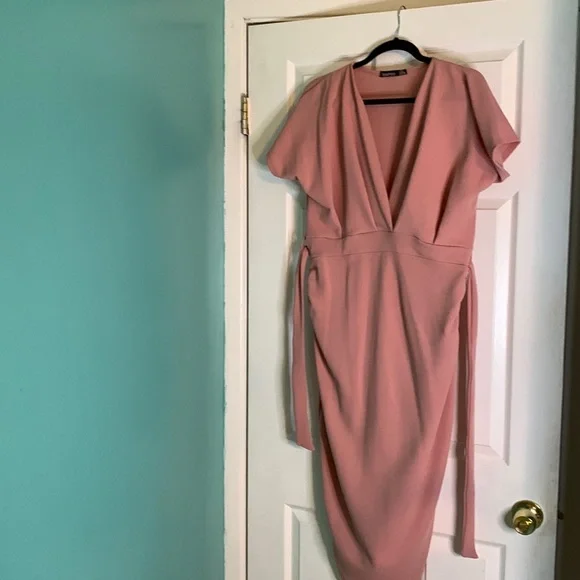 Boohoo | Dresses | Maternity Wrap Tie Waist Midi Bodycon Dress Size Pink  Worn Once | Poshmark